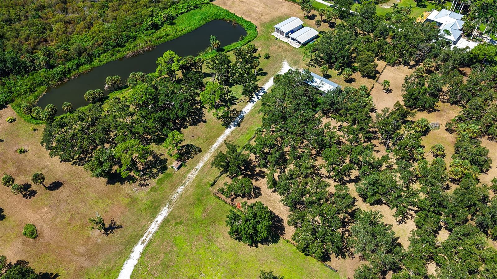 Image 4 of 30 For 500 Shotgun Lane