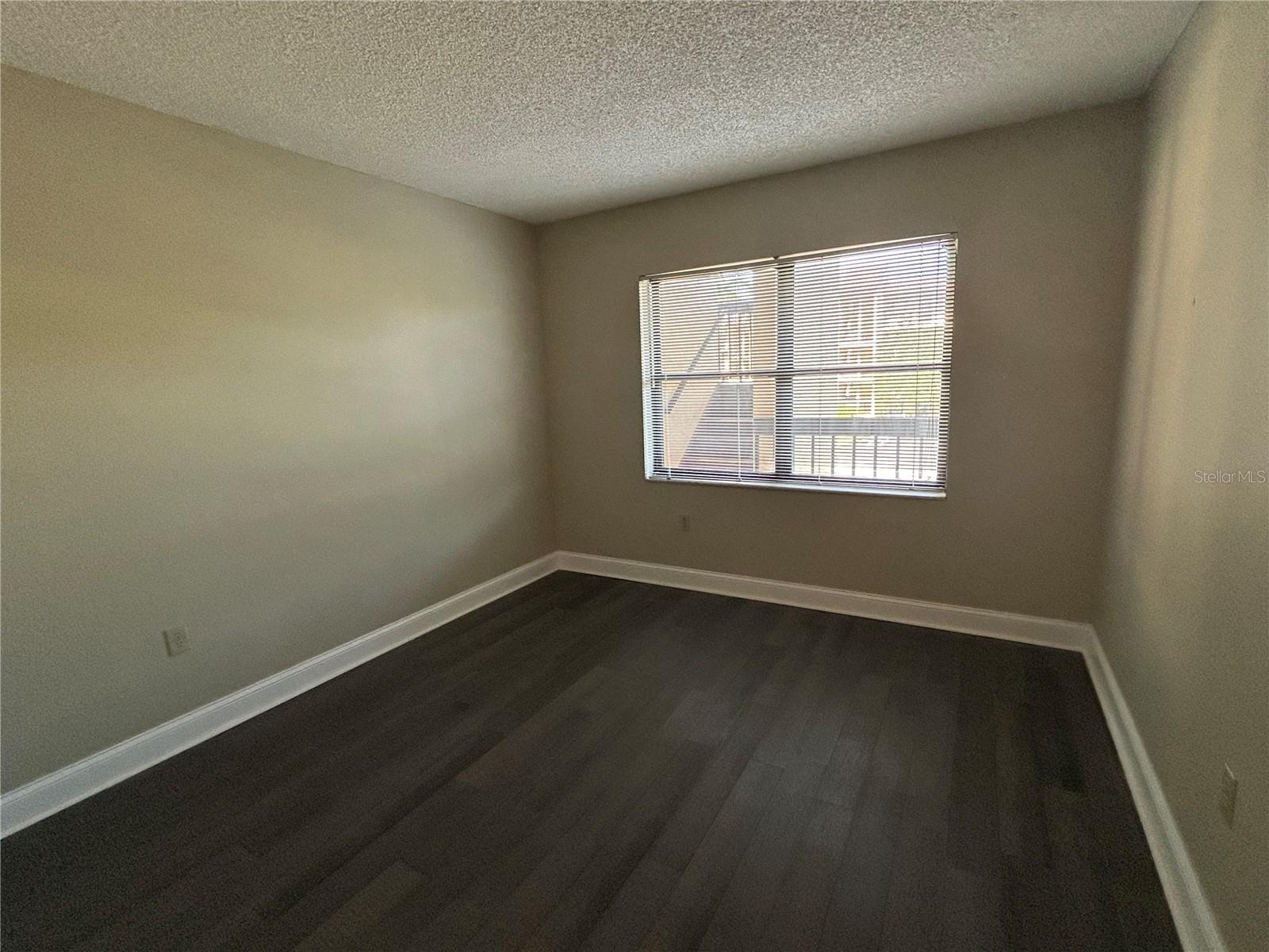 Image 12 of 23 For 425 30th Avenue W C212