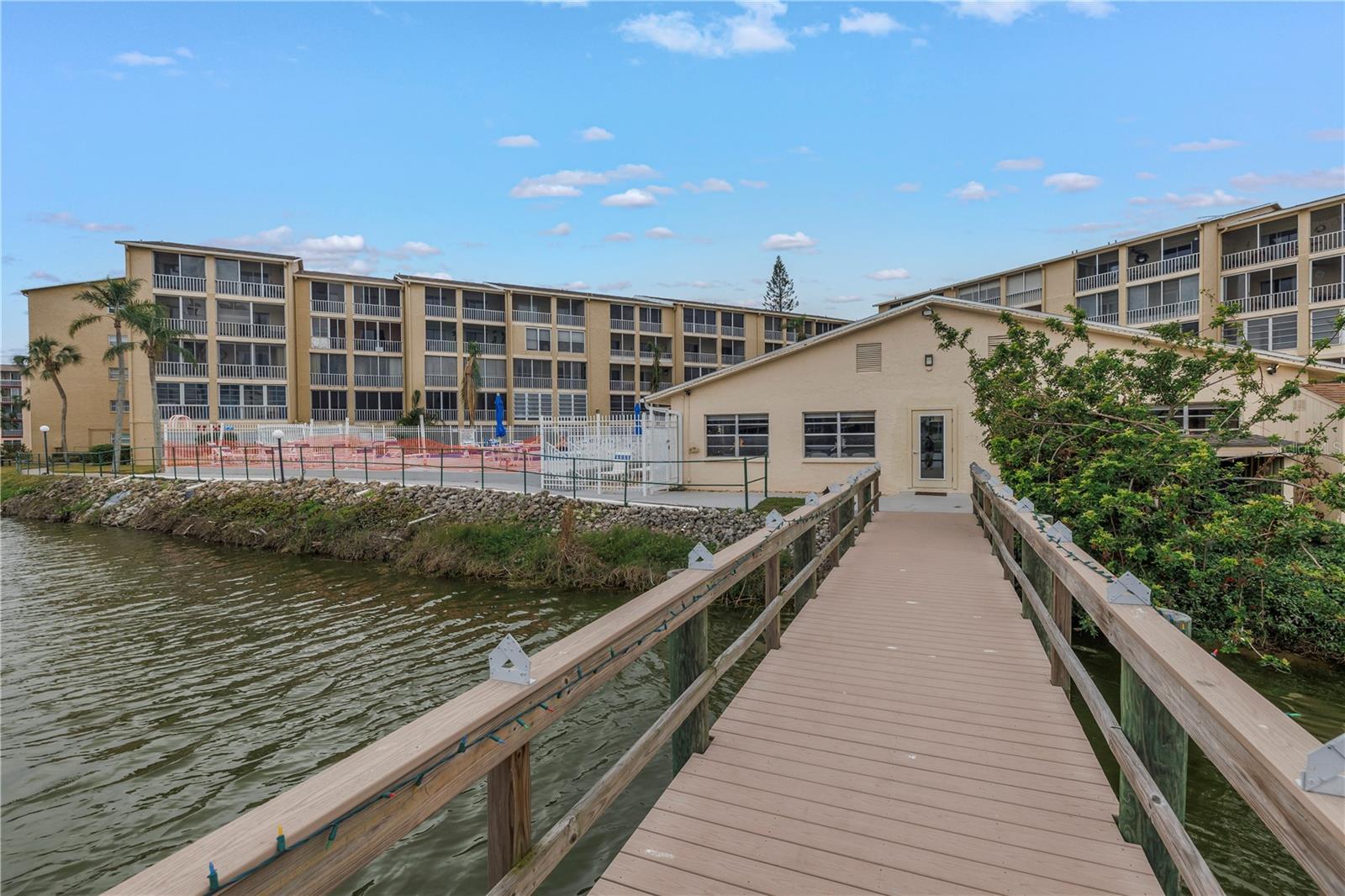 Image 39 of 40 For 3500 Lake Bayshore Drive K101
