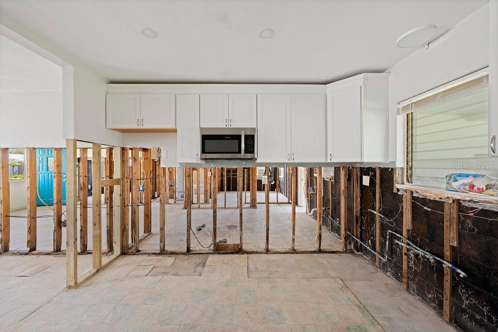 Image 19 of 50 For 14050 Miramar Avenue