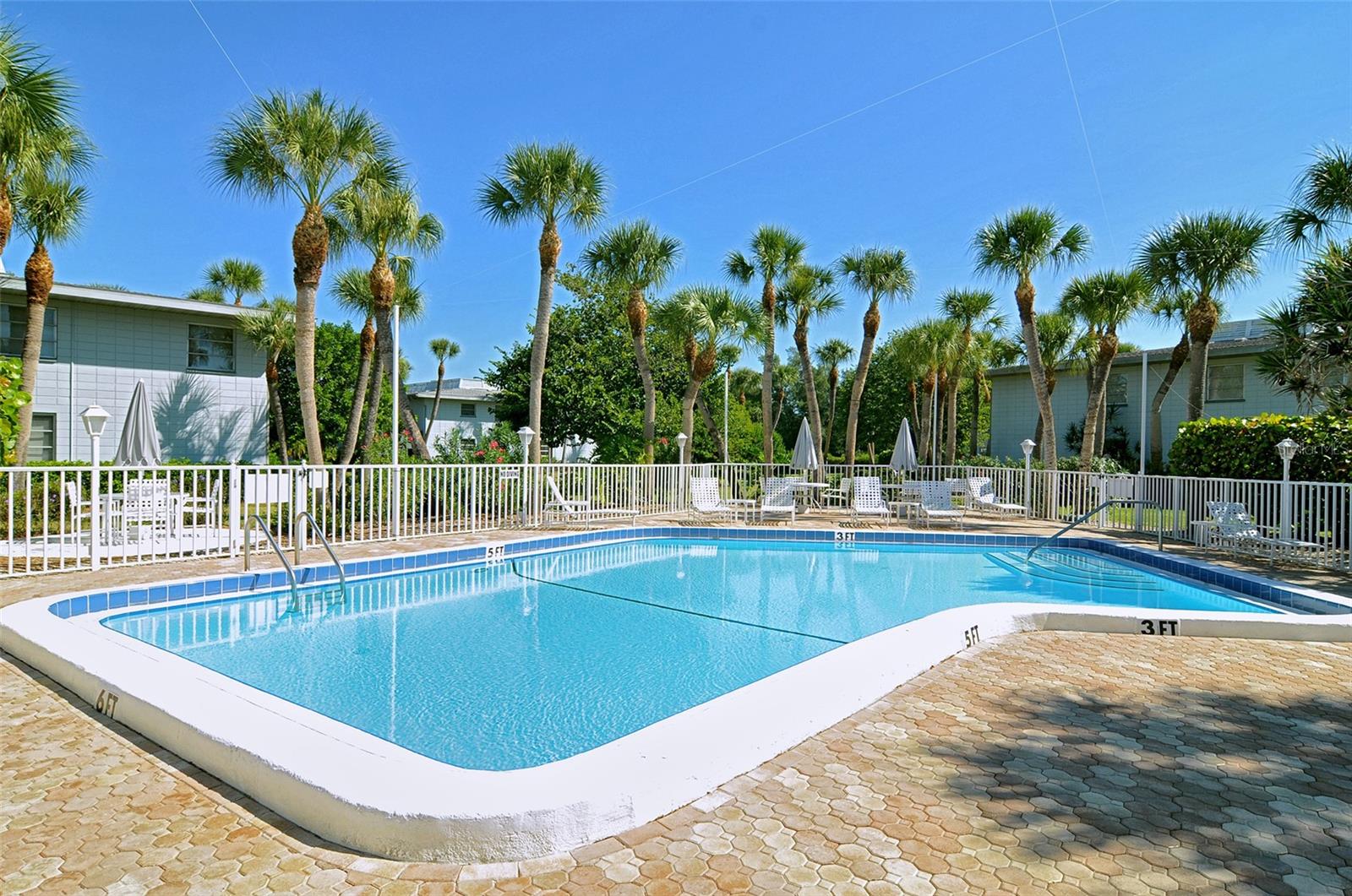 Image 31 of 60 For 6800 Gulf Of Mexico Drive  203