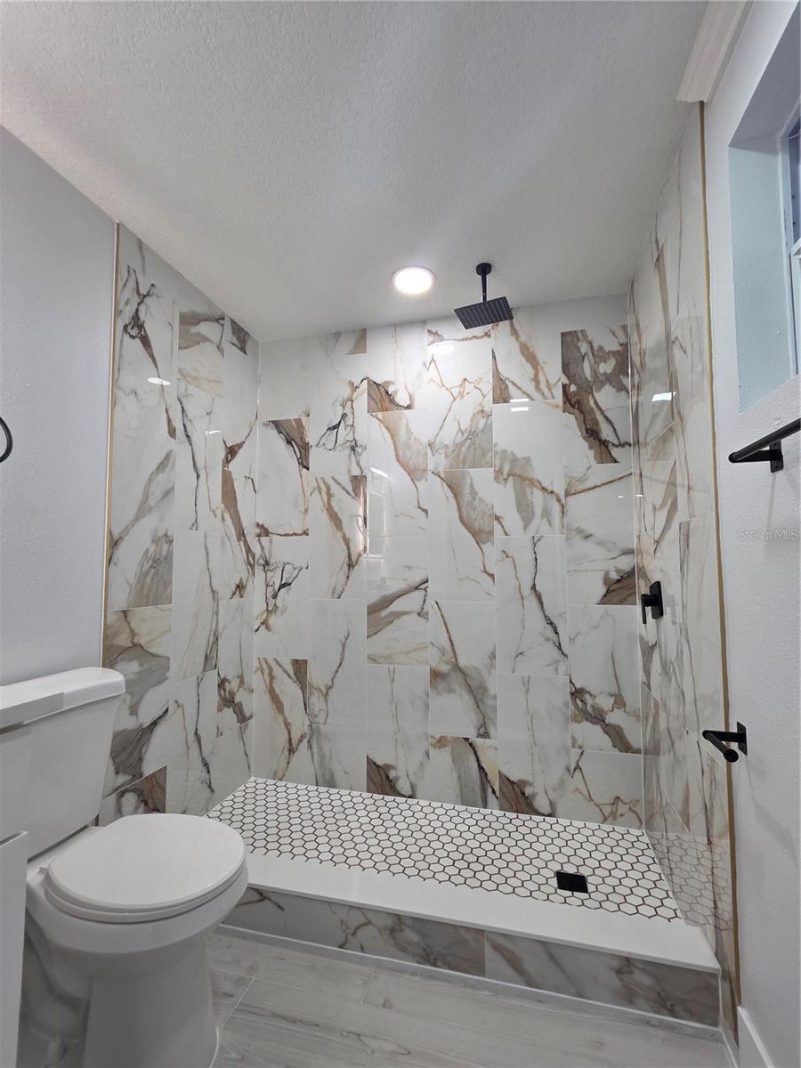 Image 15 of 47 For 6017 Clifton Street