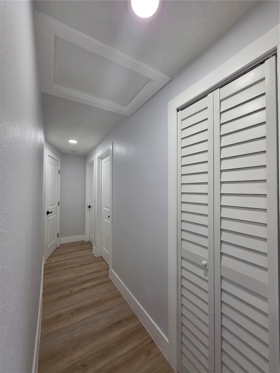 Image 21 of 47 For 6017 Clifton Street