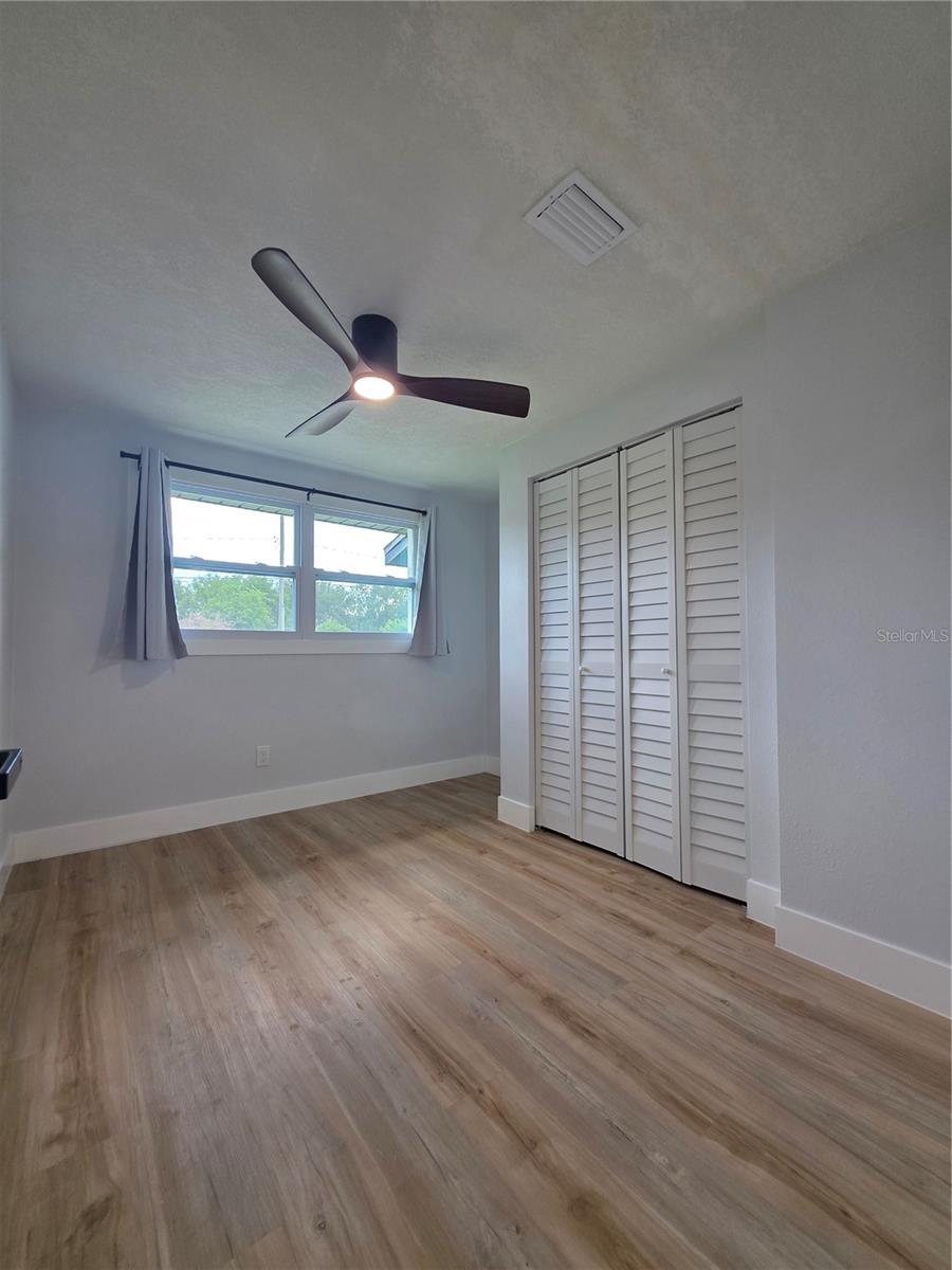 Image 22 of 47 For 6017 Clifton Street