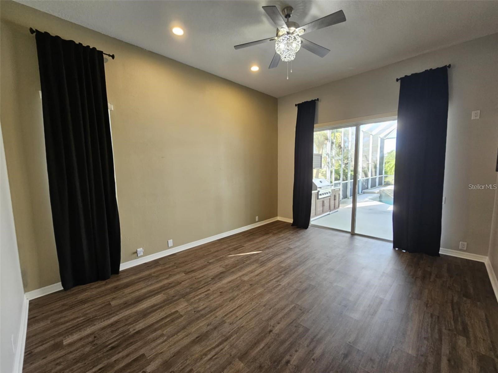 Image 14 of 29 For 7114 River Club Boulevard