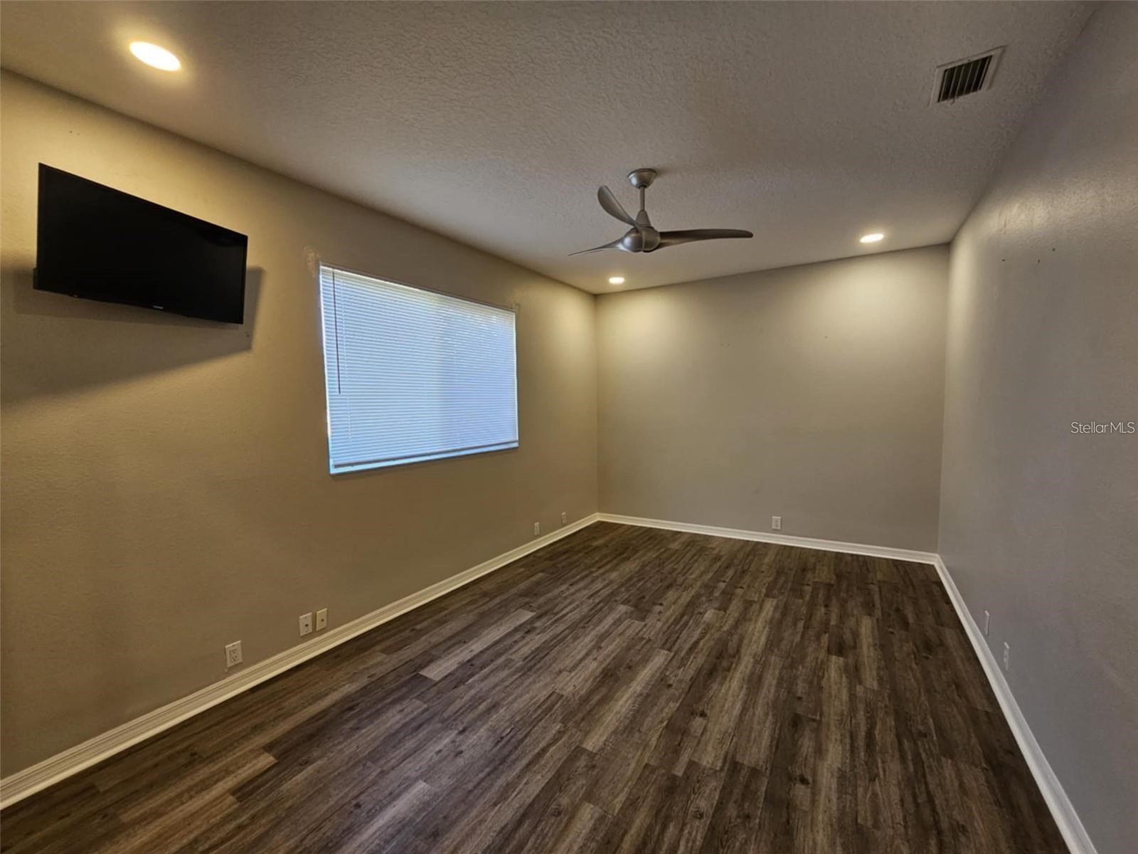 Image 20 of 29 For 7114 River Club Boulevard