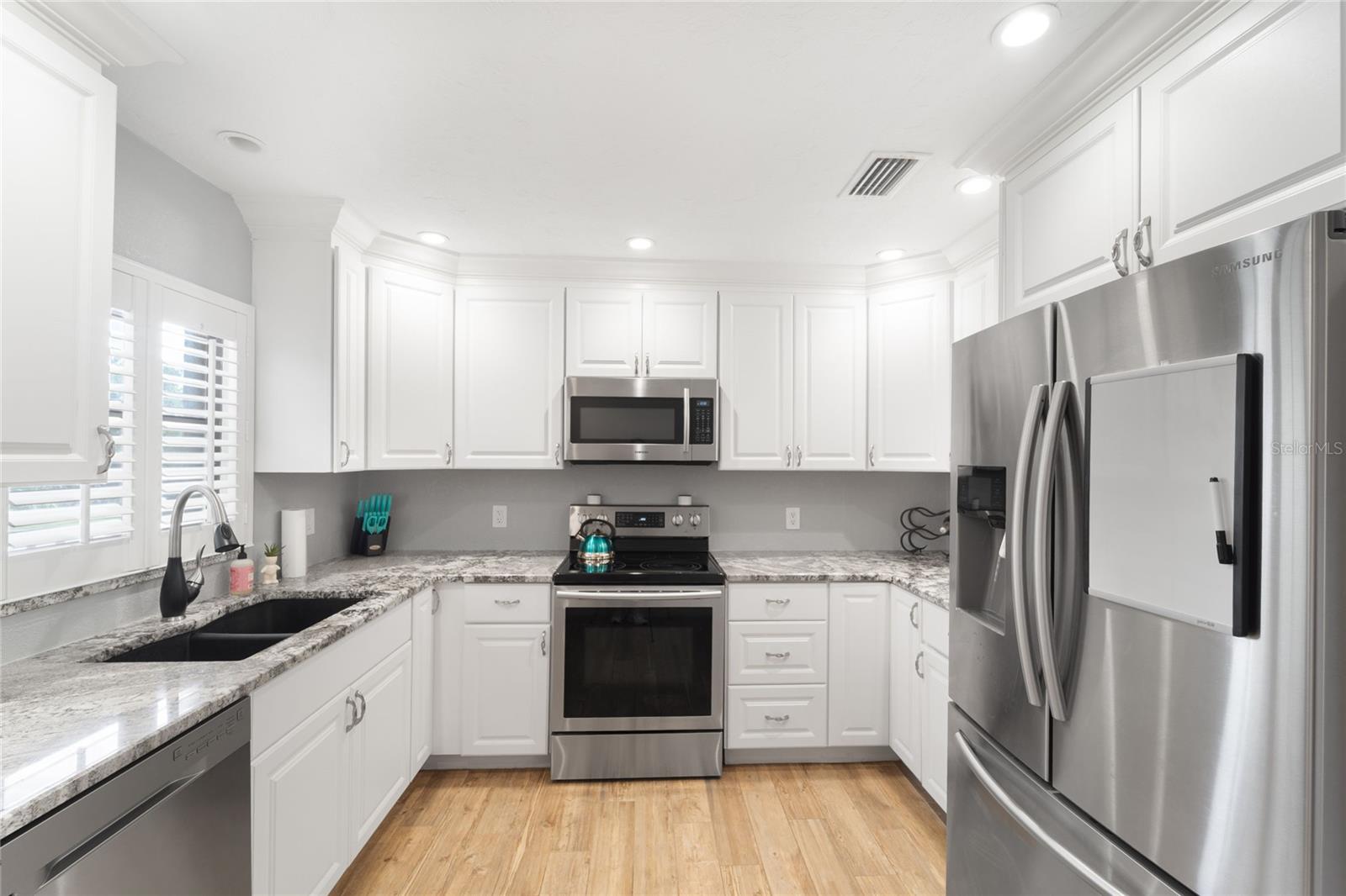 Image 3 of 24 For 7291 Cloister Drive 222