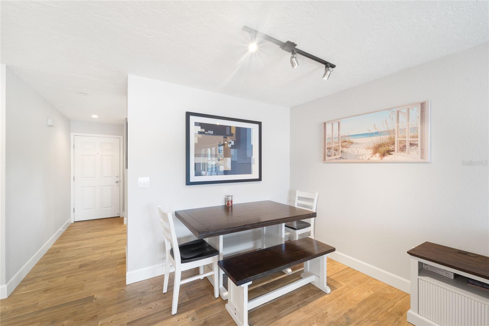 Image 6 of 24 For 7291 Cloister Drive 222