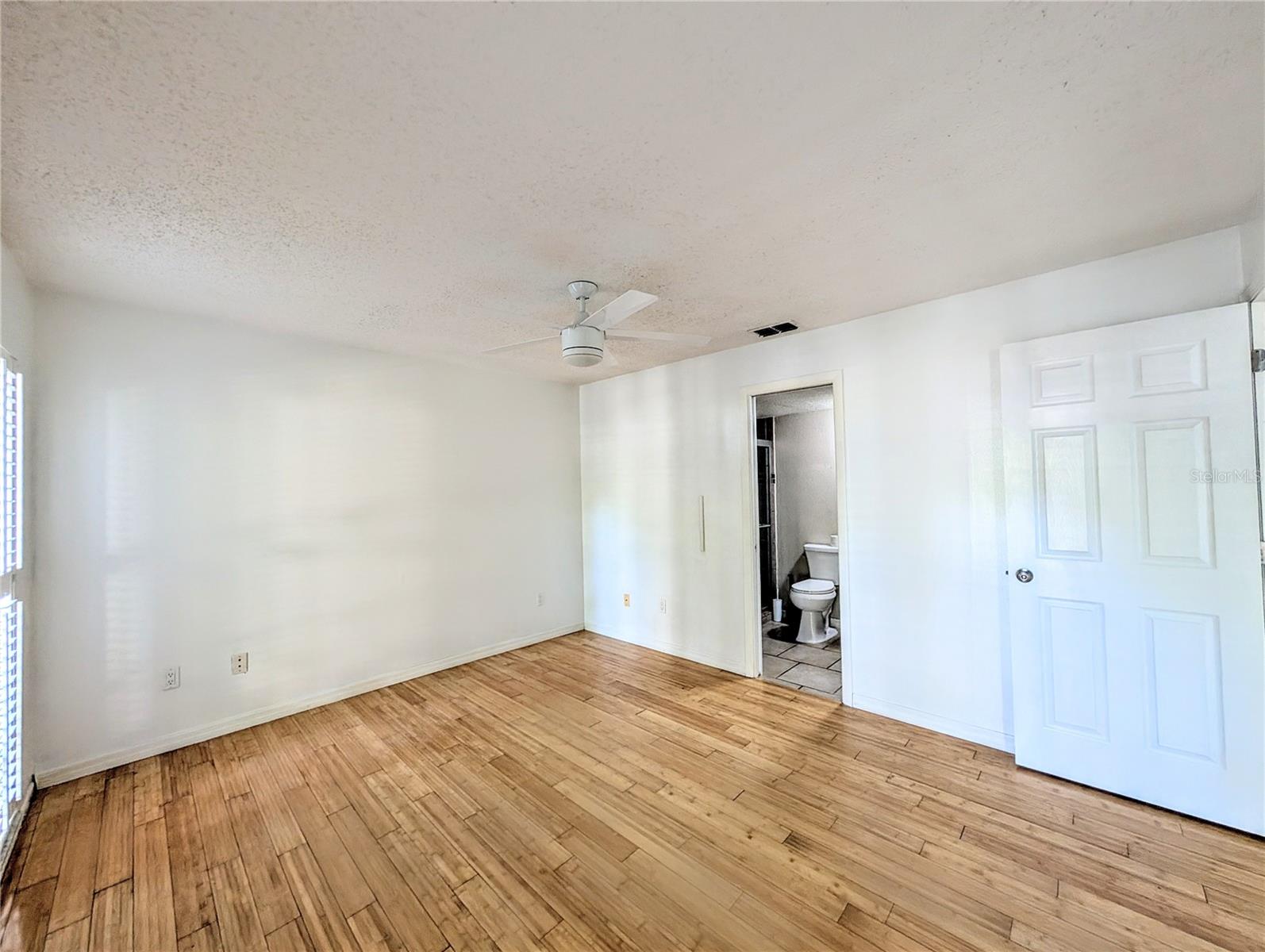 Image 22 of 31 For 5104 29th Street W