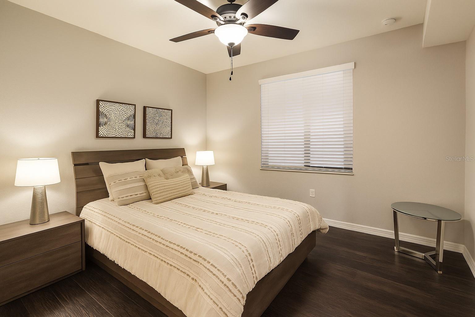 Image 21 of 57 For 16904 Vardon Terrace 304