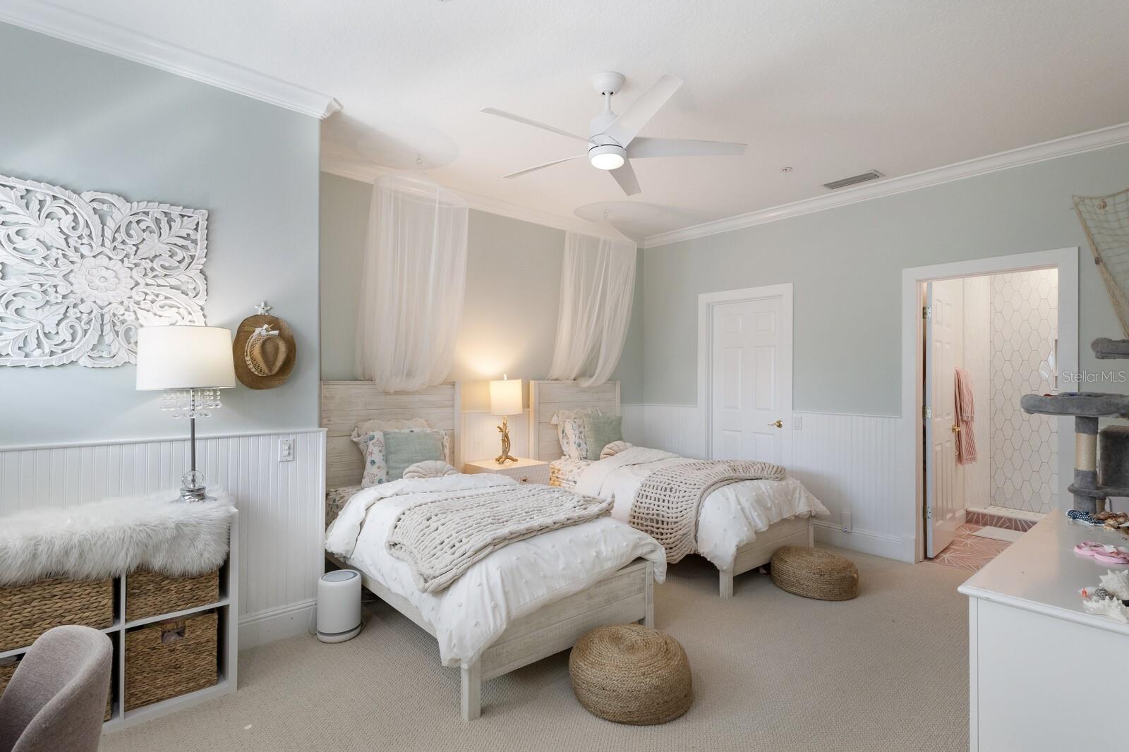 Image 35 of 56 For 4519 Blue Marlin Drive