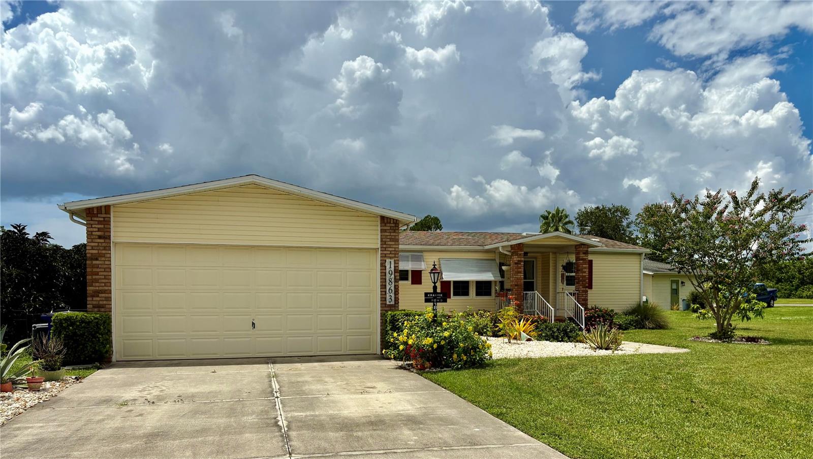 Details for 19863 Eagle Trace Court, NORTH FORT MYERS, FL 33903