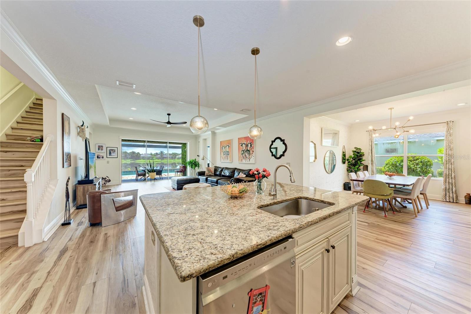Image 18 of 56 For 12051 Forest Park Circle