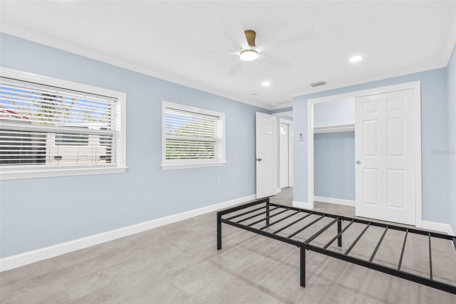 Image 16 of 39 For 1923 45th Street Court E