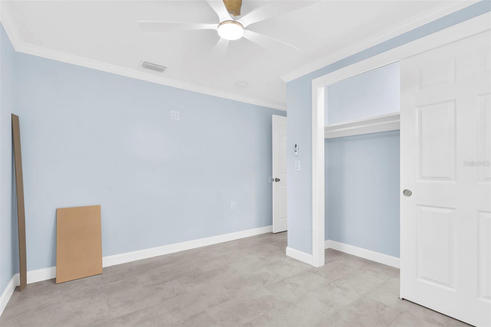 Image 22 of 39 For 1923 45th Street Court E