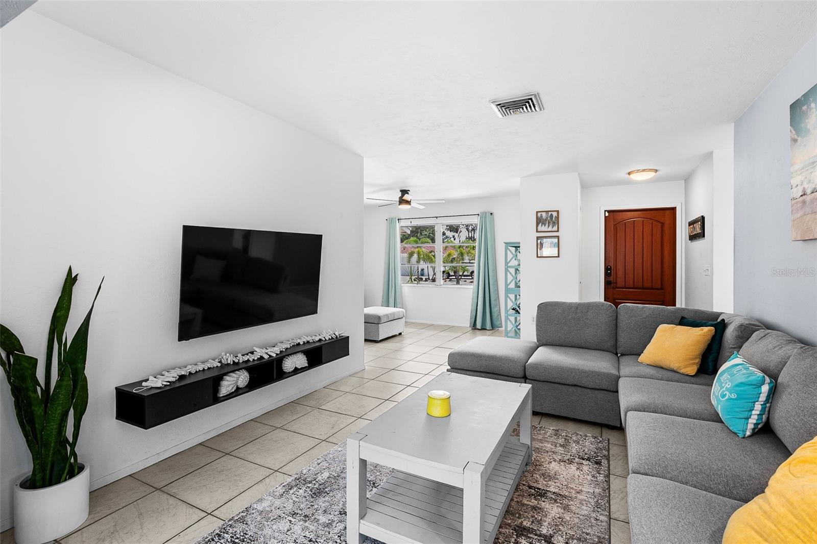 Image 6 of 44 For 7460 Mariana Drive