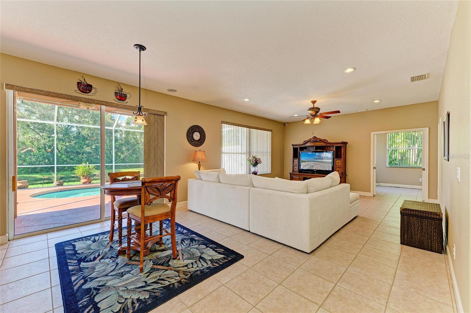 Image 10 of 59 For 3910 61st Drive