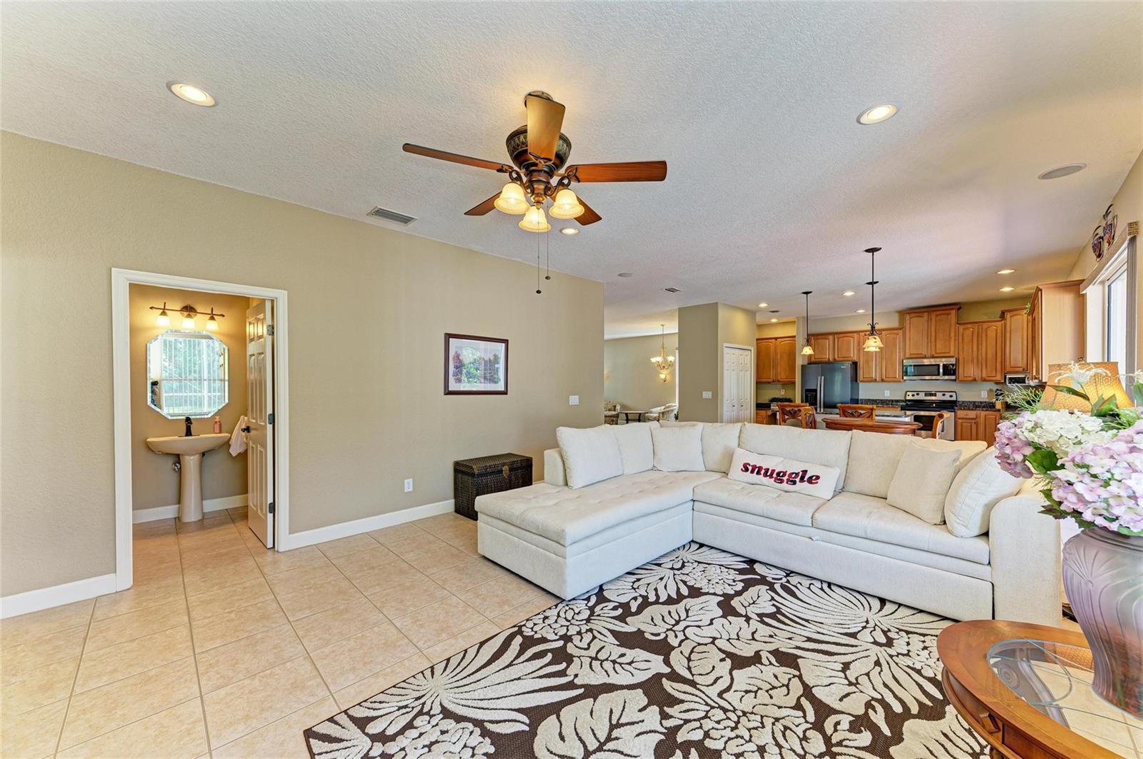 Image 14 of 59 For 3910 61st Drive