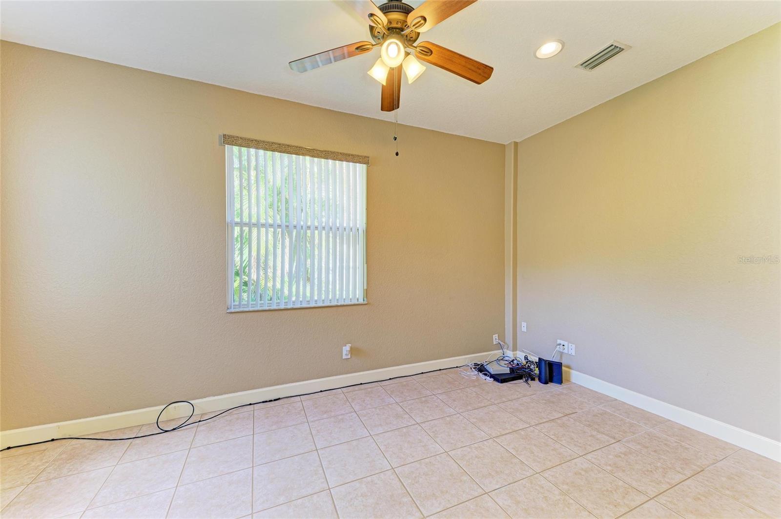 Image 15 of 59 For 3910 61st Drive