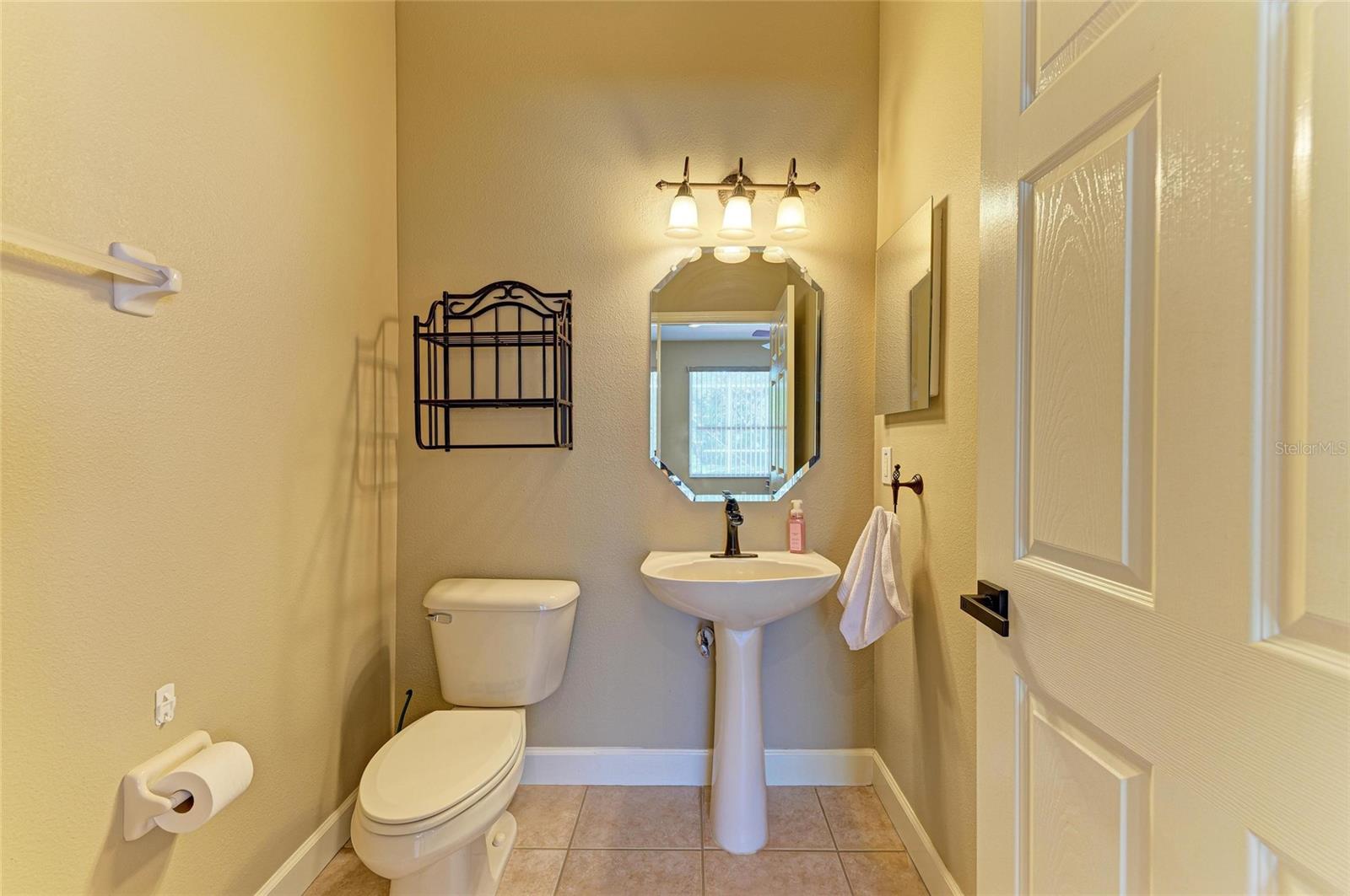 Image 17 of 59 For 3910 61st Drive