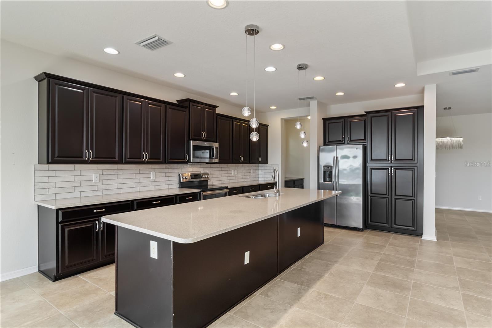 Image 21 of 40 For 7499 Aguila Drive