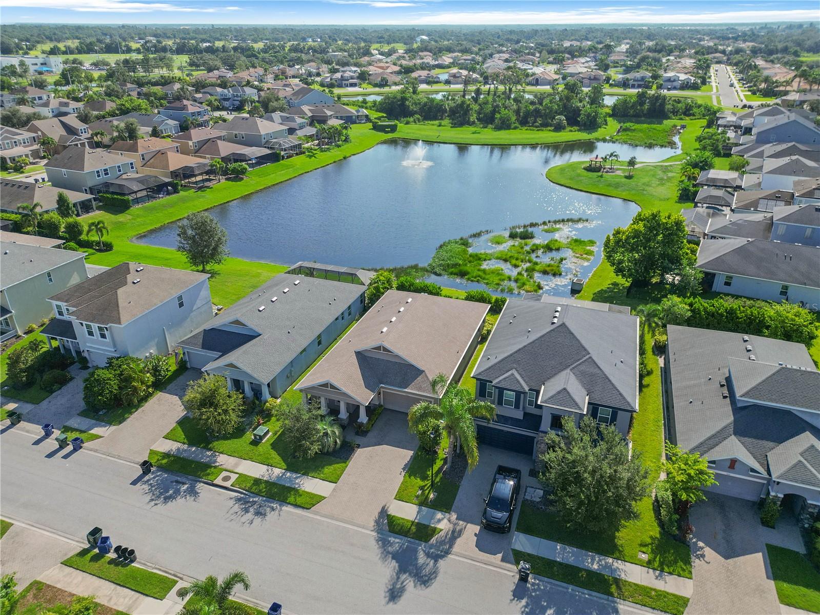 Image 9 of 40 For 7499 Aguila Drive