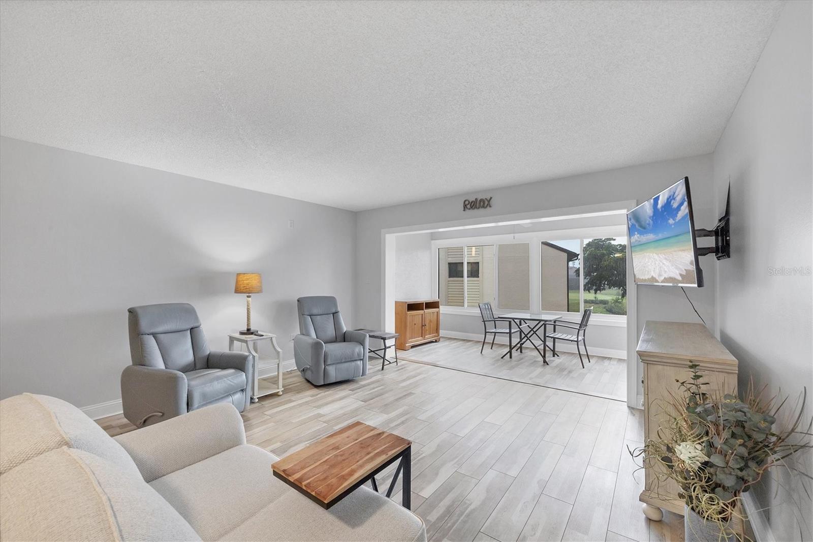 Image 22 of 56 For 601 Islamorada Boulevard 22b