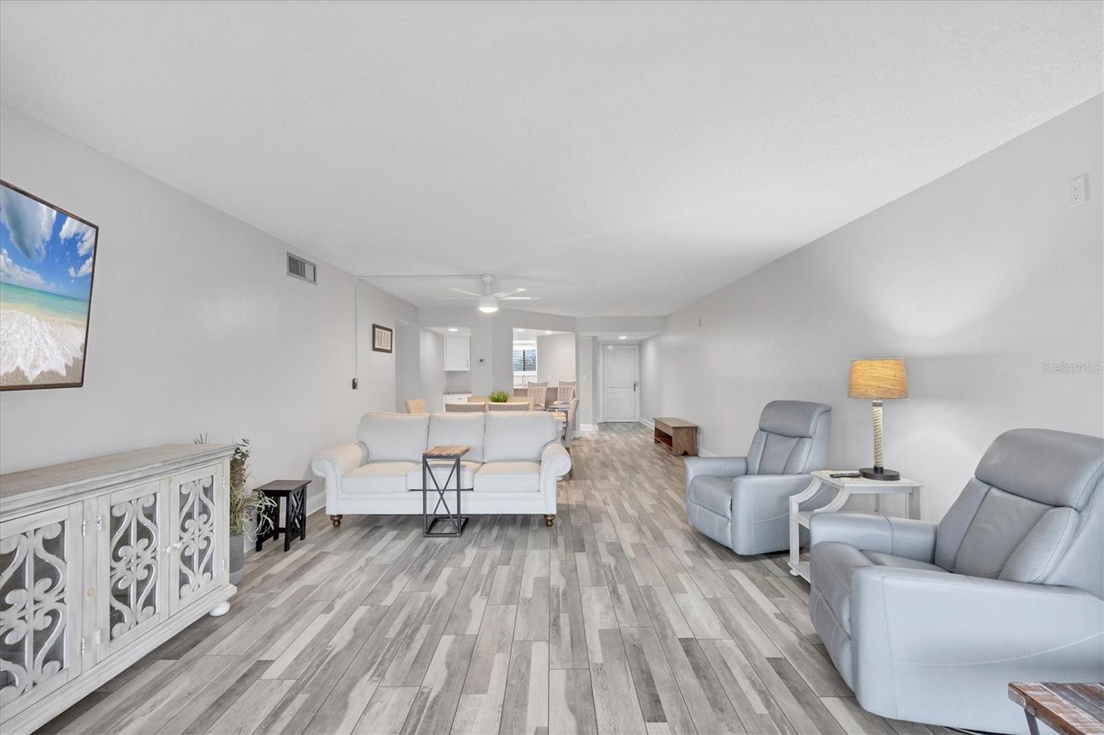 Image 44 of 56 For 601 Islamorada Boulevard 22b