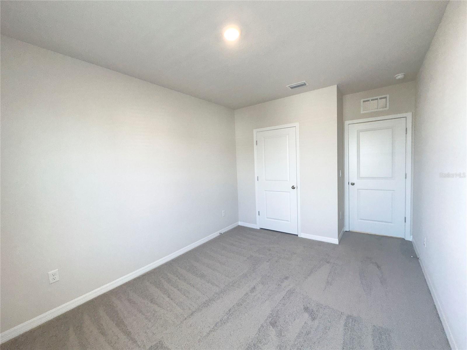 Image 19 of 38 For 16904 Yard Spring Drive