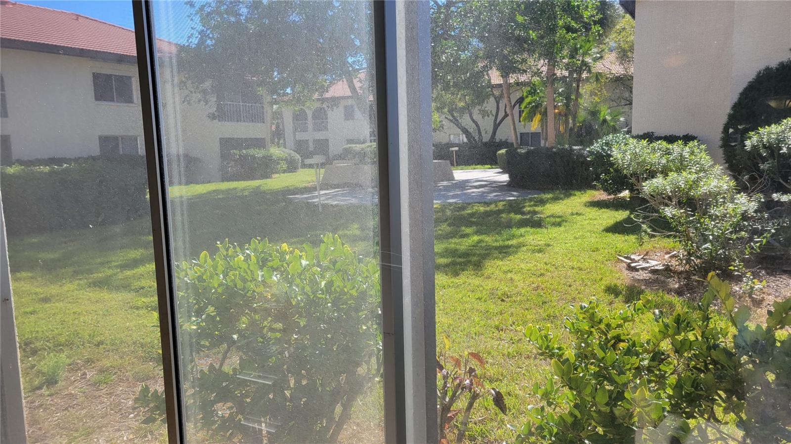 Image 11 of 24 For 3710 El Poinier Court 512
