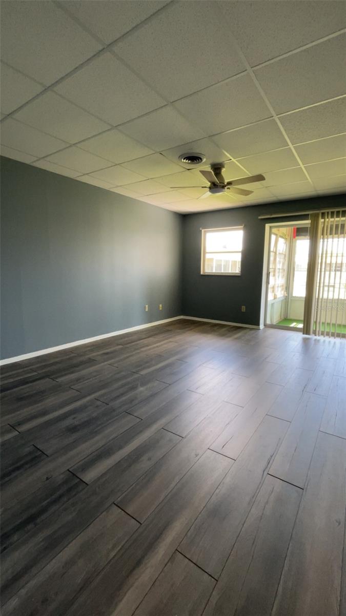 Image 16 of 21 For 3106 Harbor Boulevard 4b