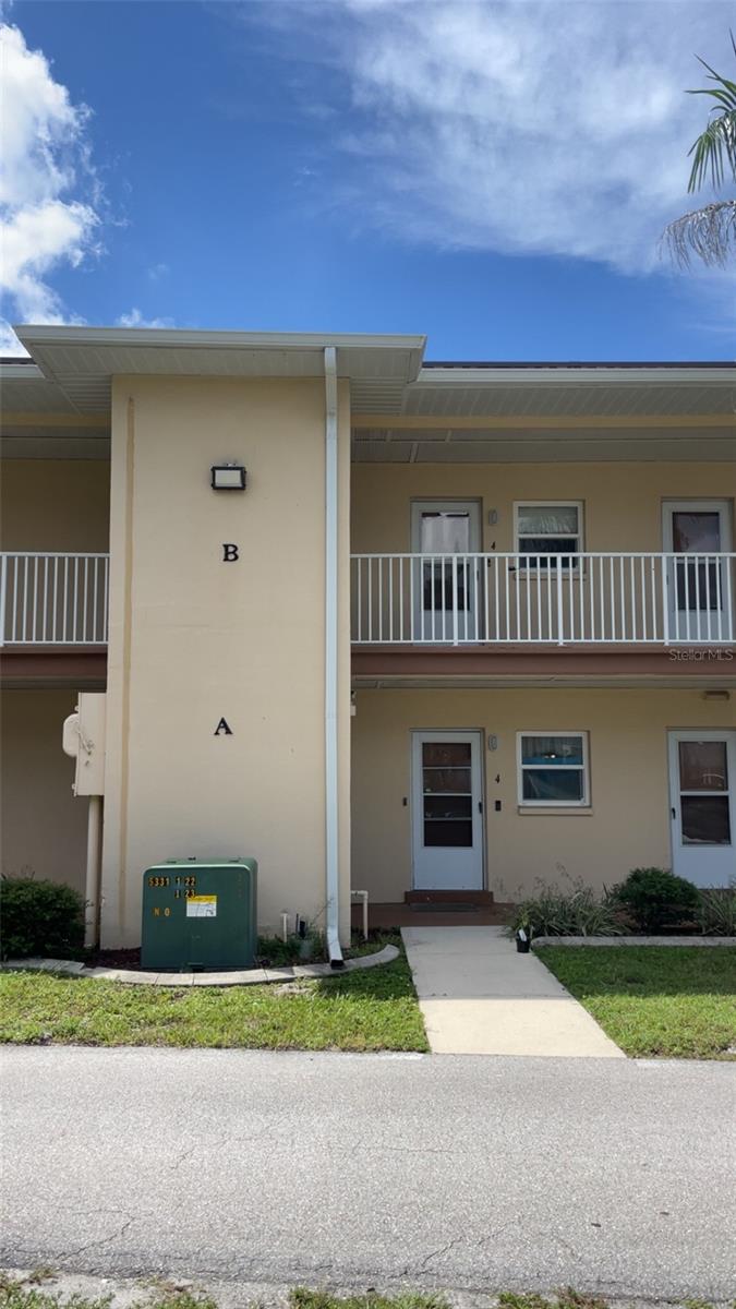 Image 2 of 21 For 3106 Harbor Boulevard 4b