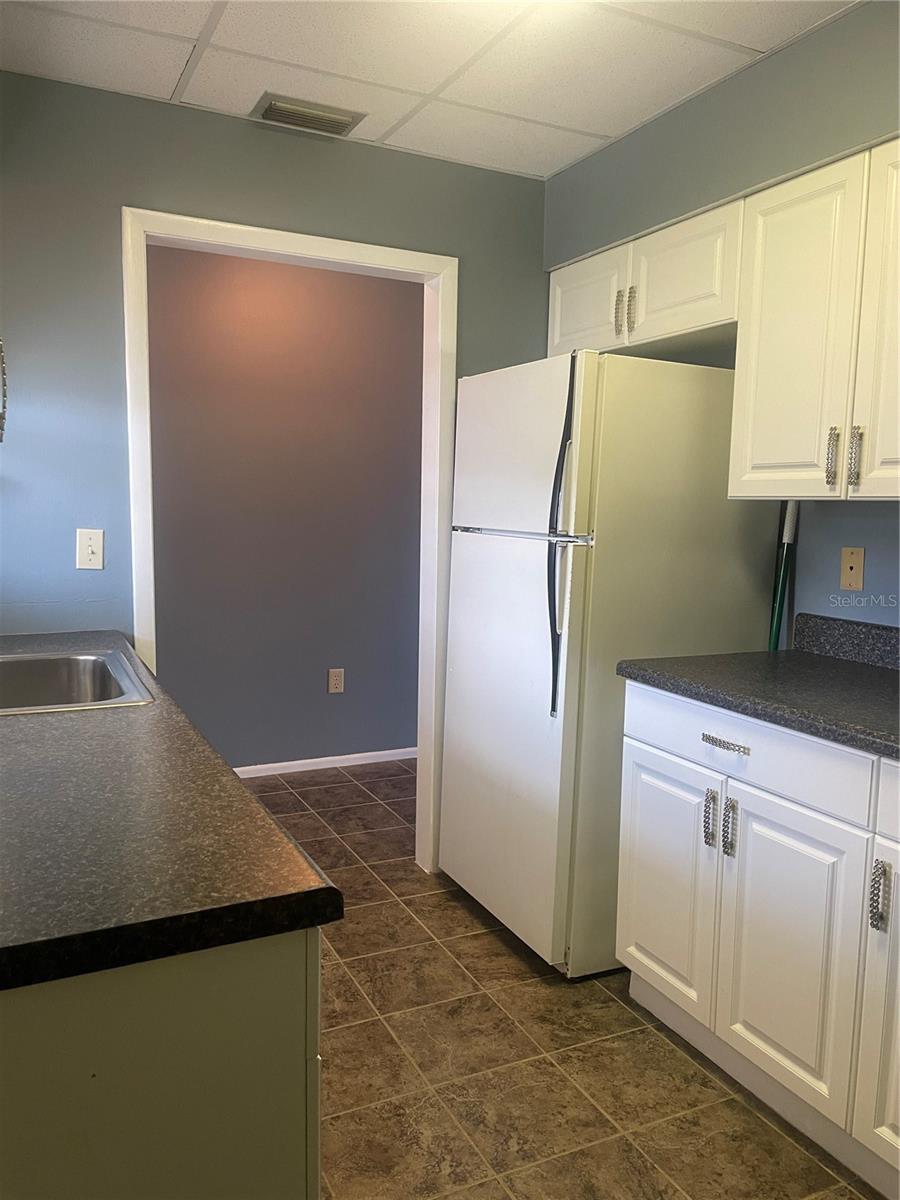 Image 7 of 21 For 3106 Harbor Boulevard 4b