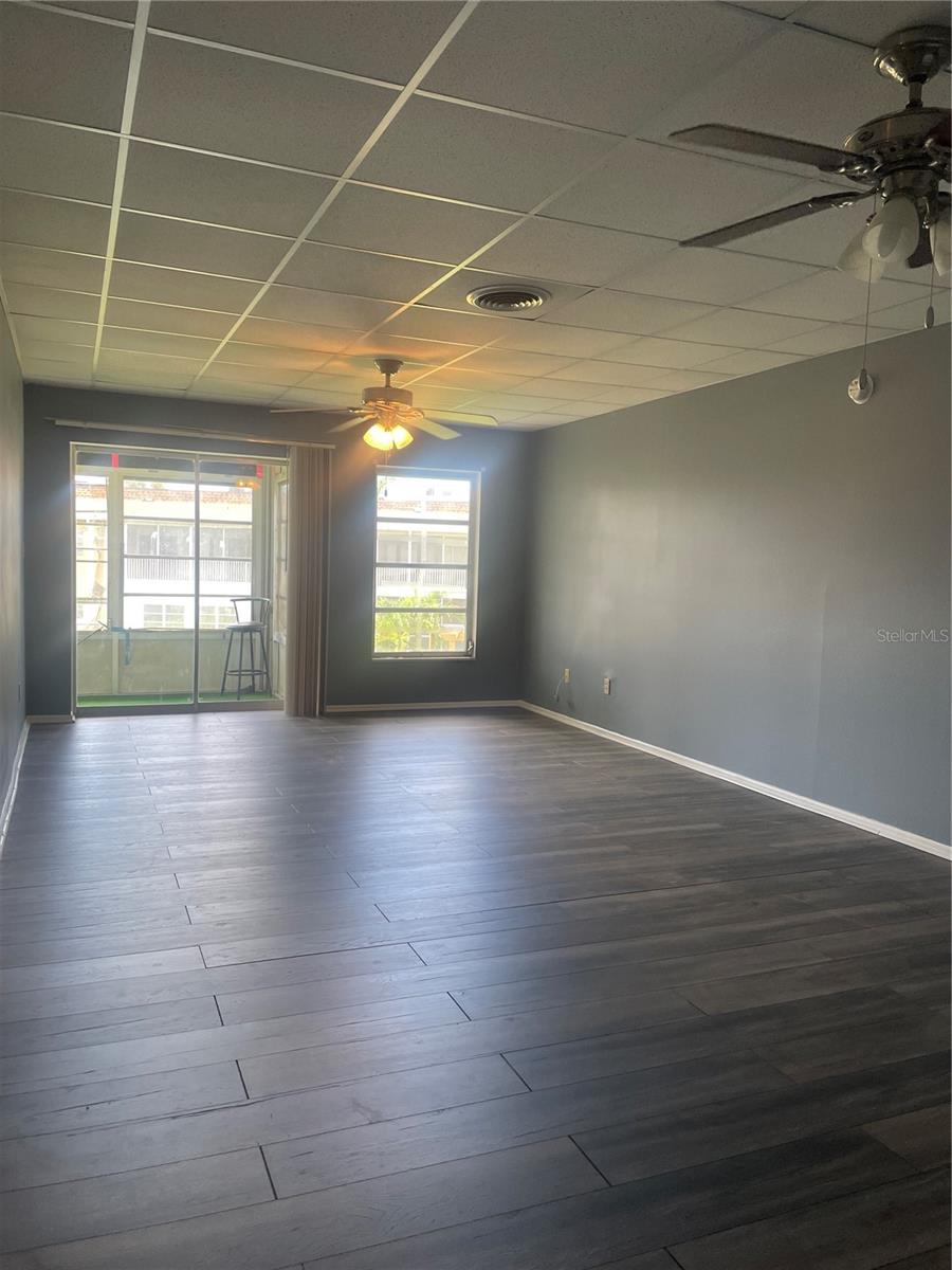 Image 8 of 21 For 3106 Harbor Boulevard 4b