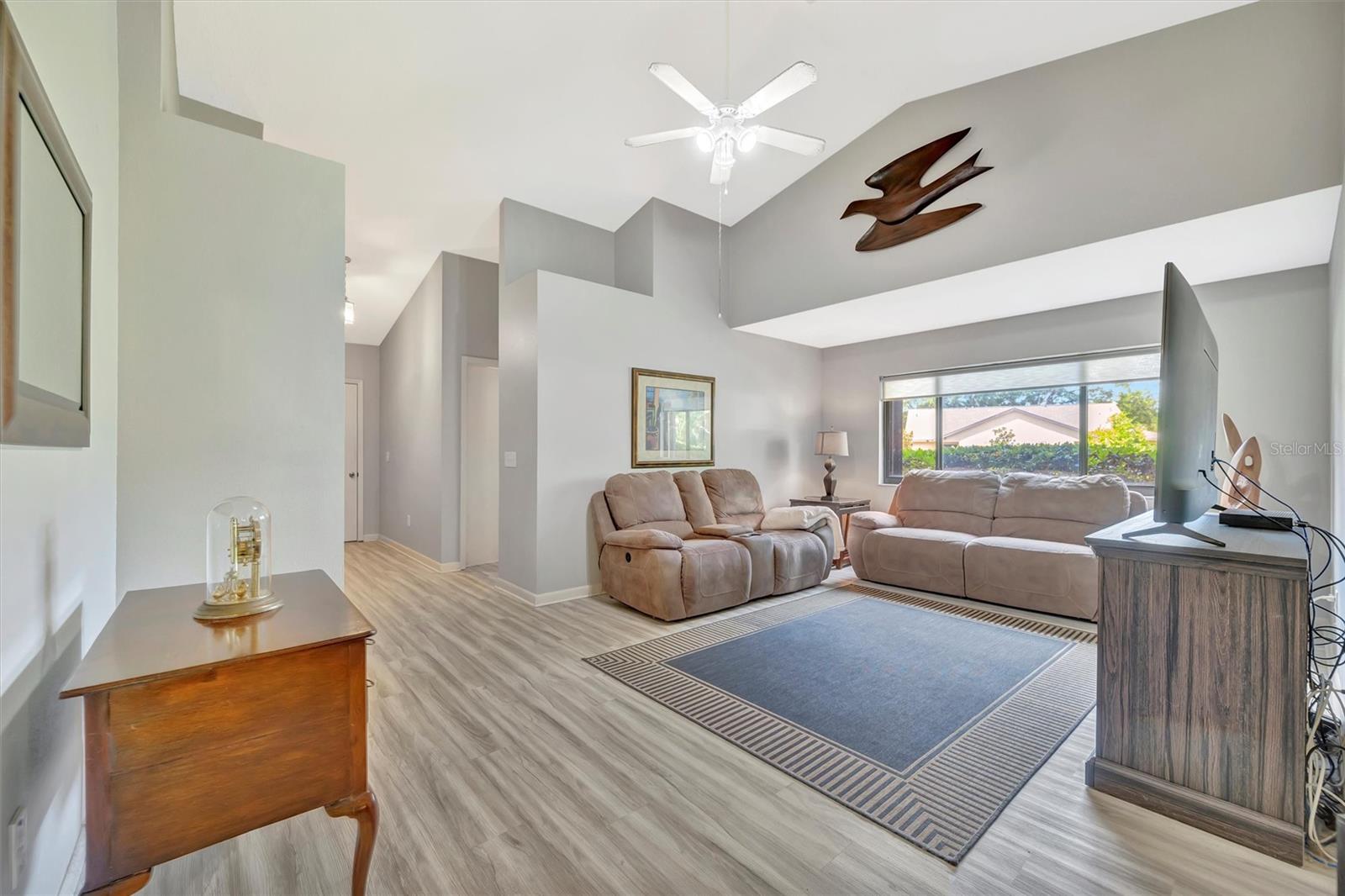 Image 6 of 52 For 3322 39th Place W