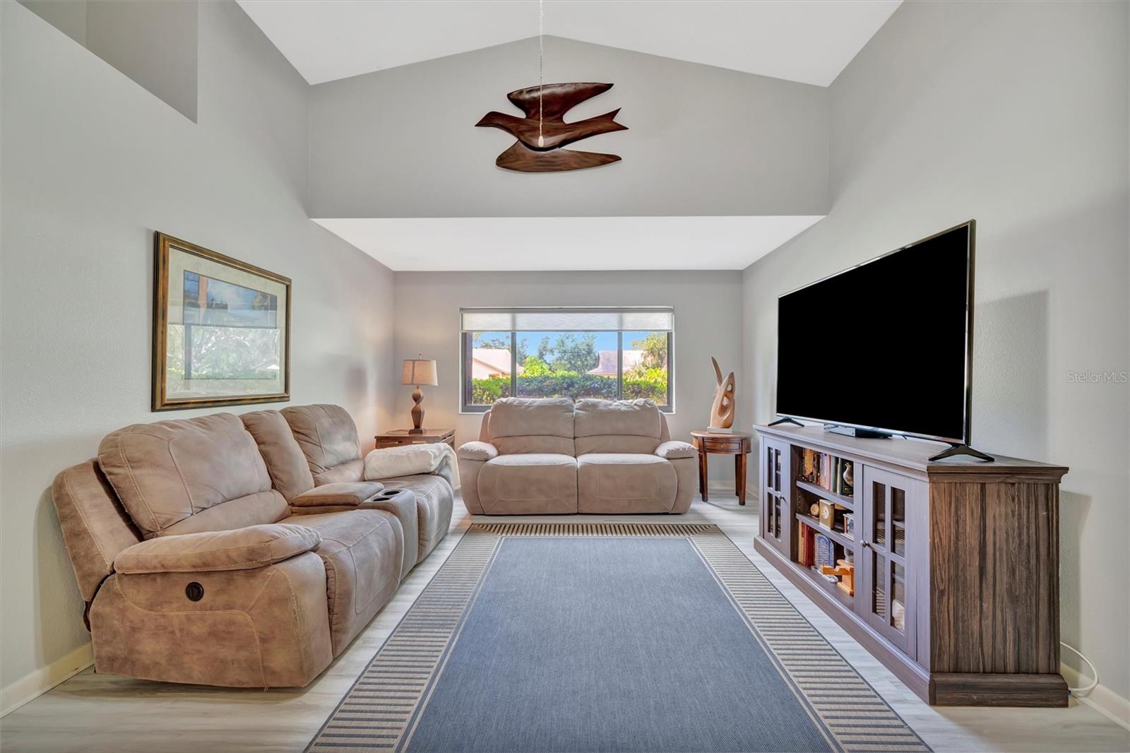 Image 8 of 52 For 3322 39th Place W