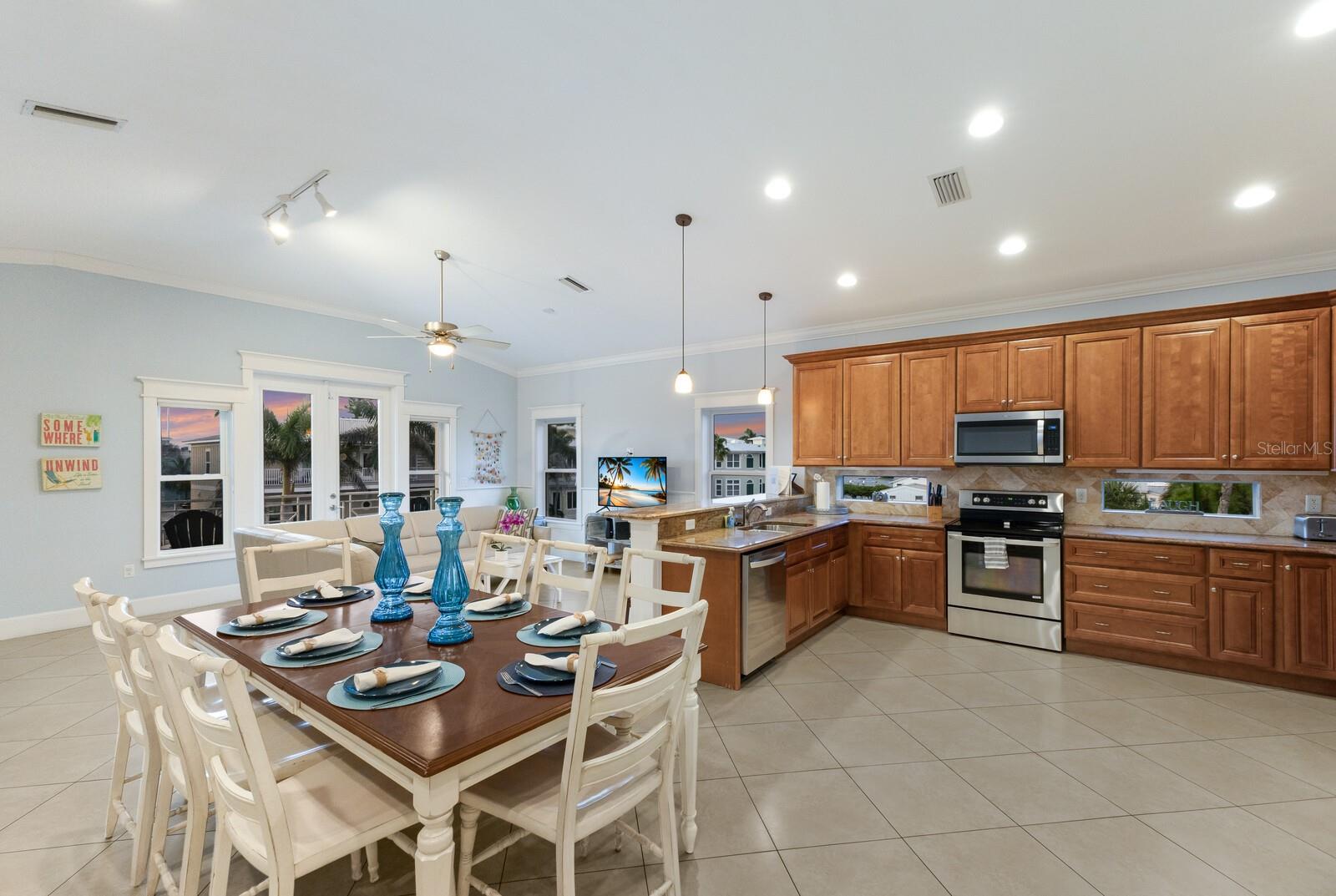 Image 3 of 35 For 105 4th Street S