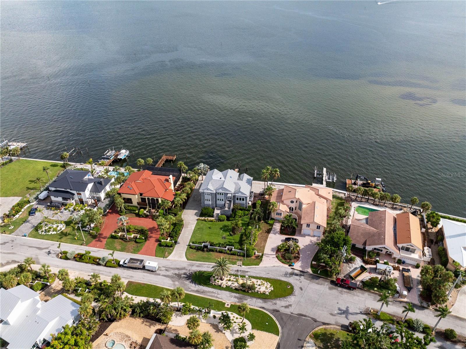 Image 15 of 99 For 709 Key Royale Drive