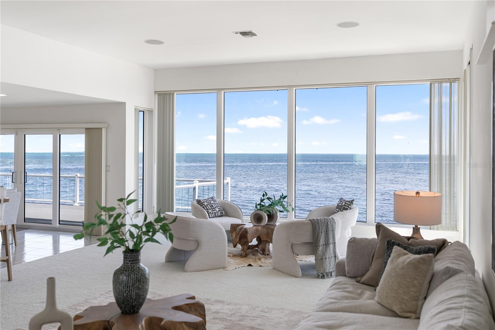 Image 22 of 99 For 709 Key Royale Drive