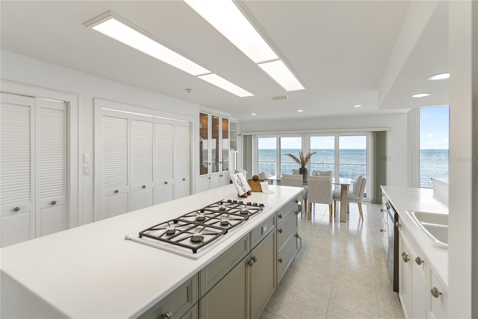 Image 25 of 99 For 709 Key Royale Drive