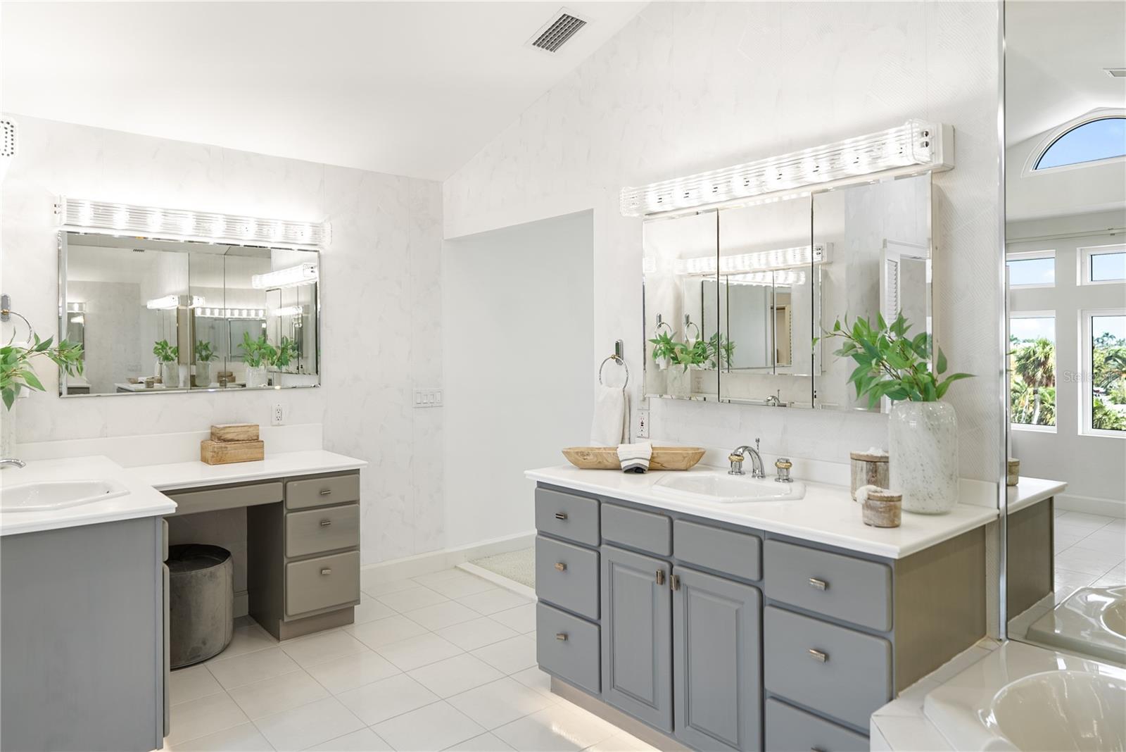 Image 40 of 99 For 709 Key Royale Drive