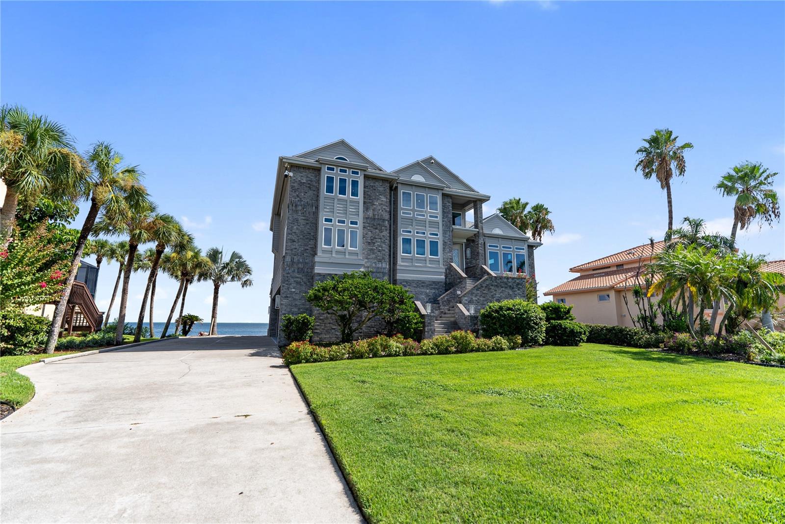 Image 45 of 99 For 709 Key Royale Drive