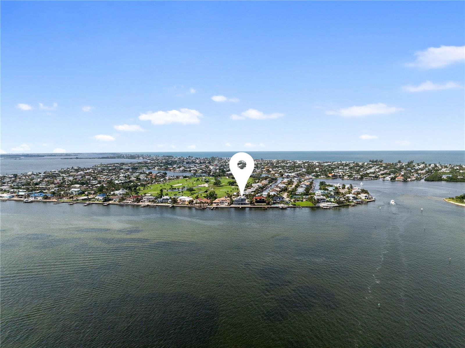 Image 6 of 99 For 709 Key Royale Drive