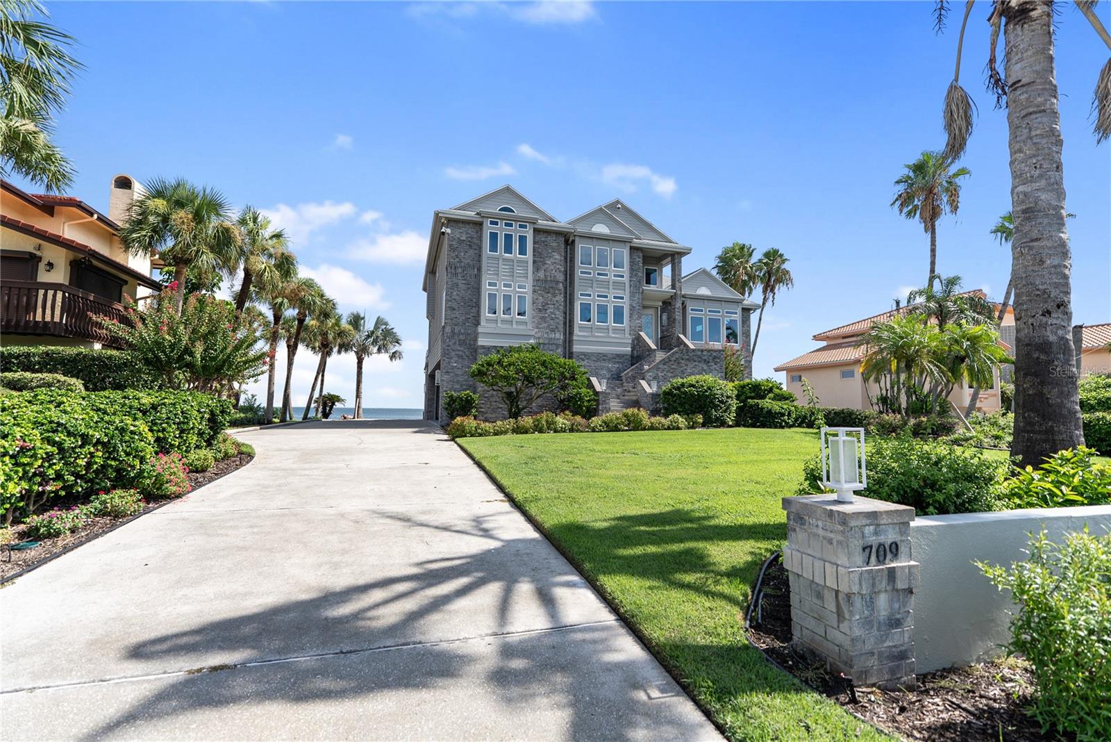 Image 60 of 99 For 709 Key Royale Drive