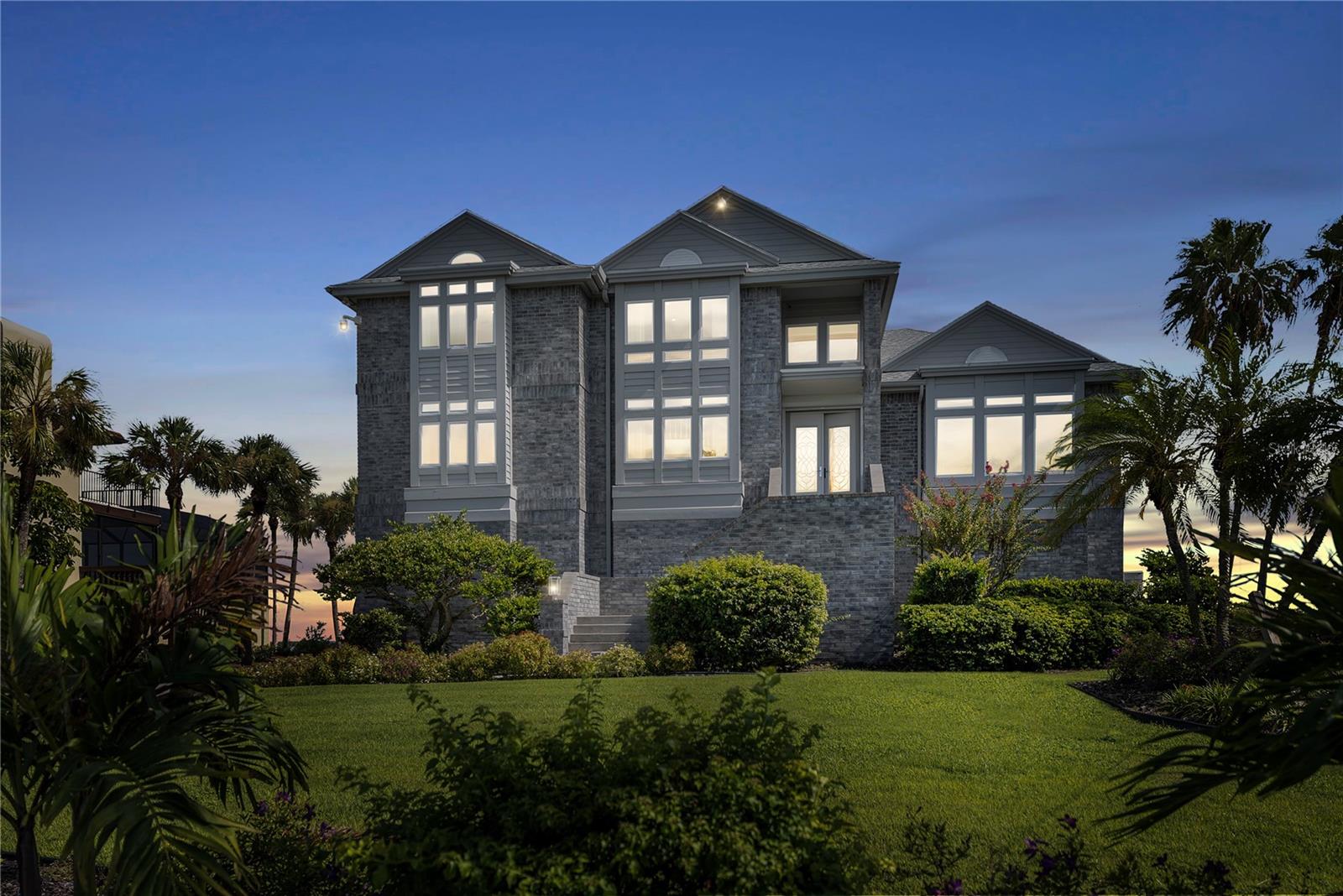 Image 9 of 99 For 709 Key Royale Drive