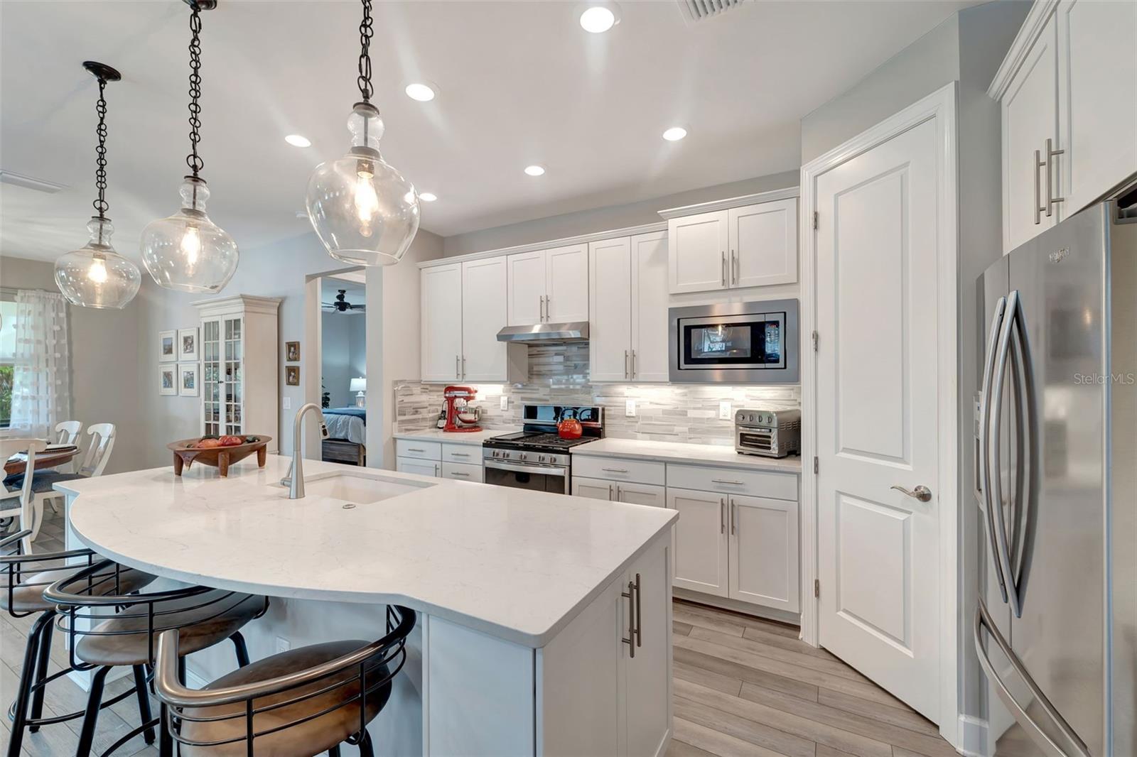 Image 11 of 50 For 12394 Marsh Pointe Road