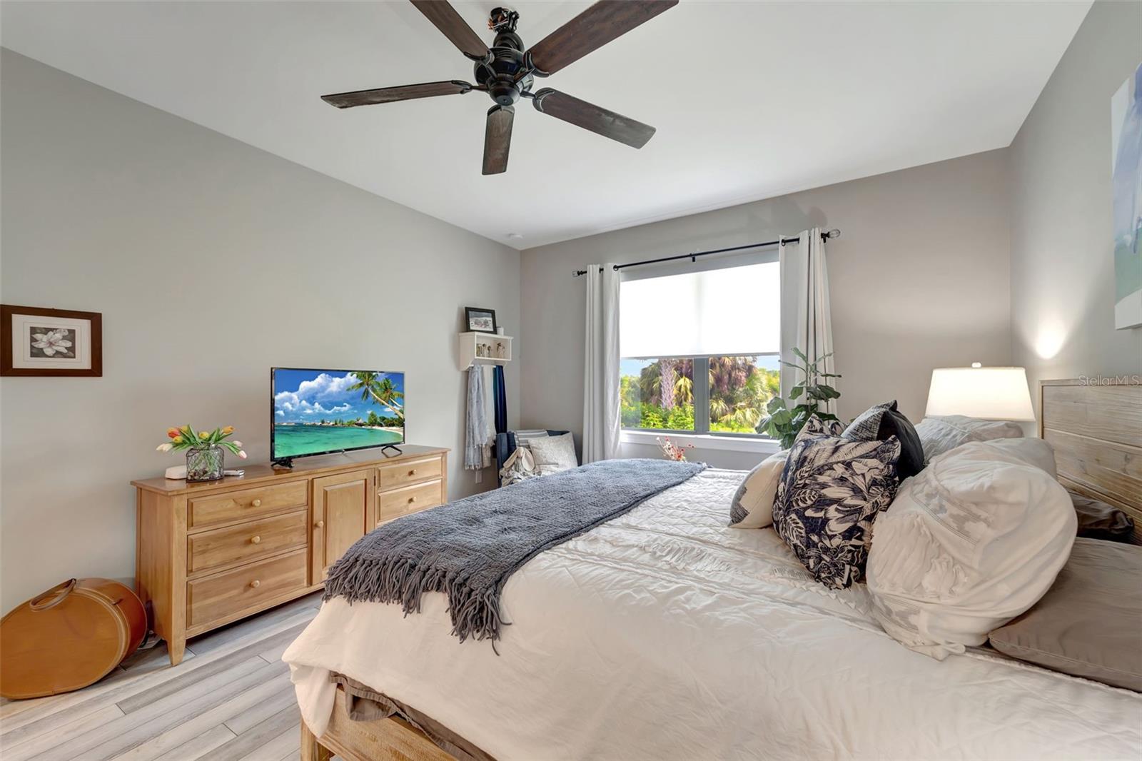 Image 22 of 50 For 12394 Marsh Pointe Road