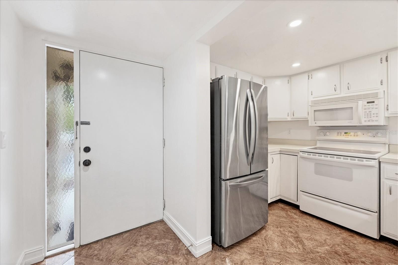Image 17 of 66 For 4602 Ringwood Meadow 13