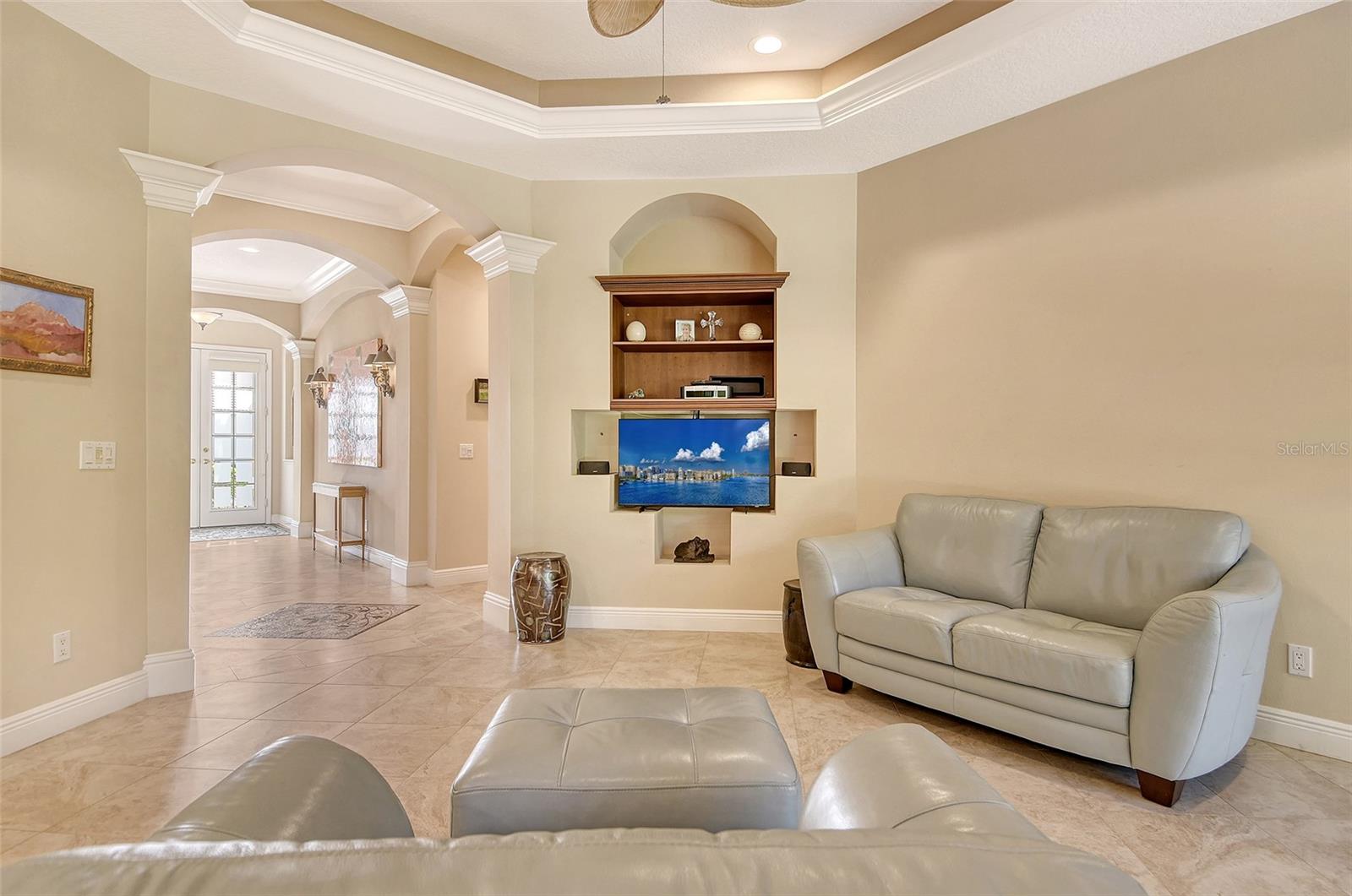 Image 16 of 55 For 9032 Willow Brook Drive