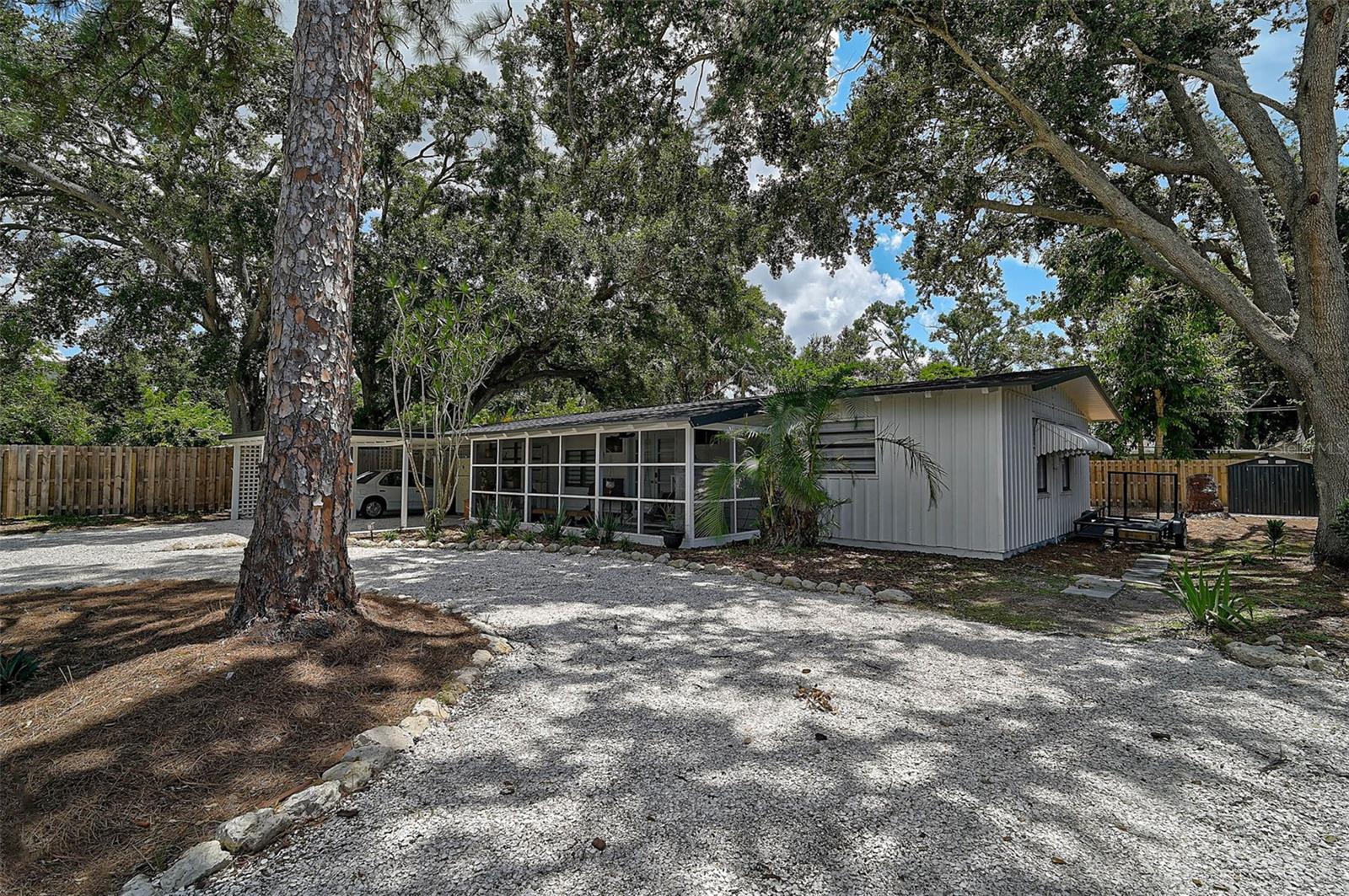 Details for 2652 Loma Linda Street, SARASOTA, FL 34239